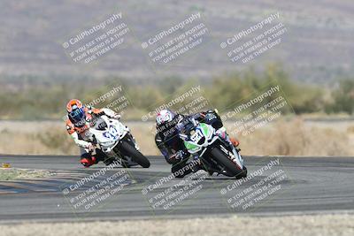 media/Nov-02-2025-CVMA (Sun) [[337aff29ab]]/Race 8-Formula Lightweight Twins Shootout/